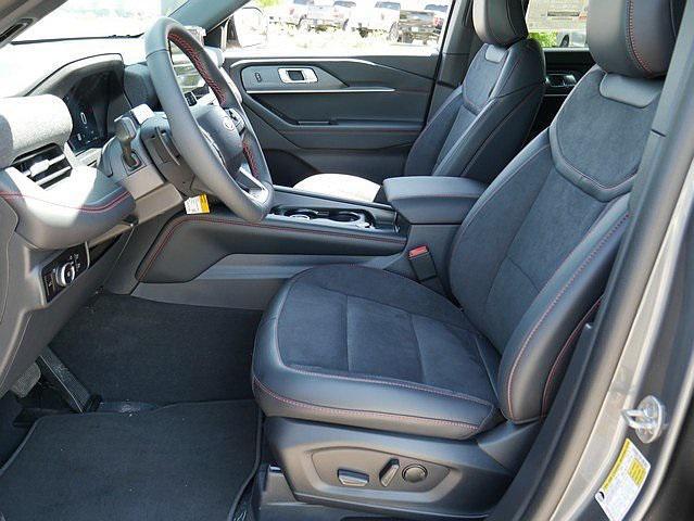 new 2025 Ford Explorer car, priced at $53,627