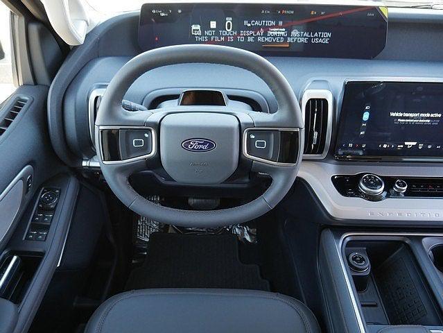 new 2025 Ford Expedition Max car, priced at $75,607