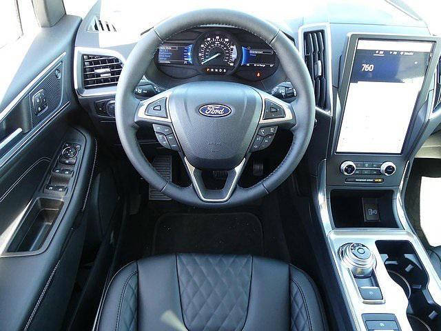 new 2024 Ford Edge car, priced at $41,122