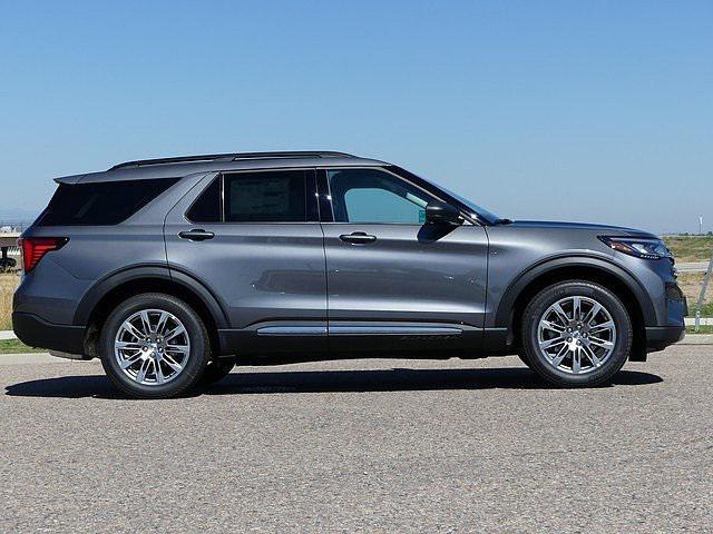 new 2025 Ford Explorer car, priced at $45,373