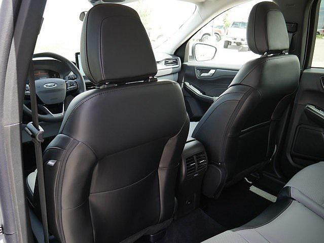 new 2025 Ford Escape PHEV car, priced at $33,672