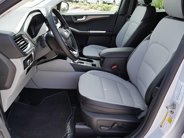 new 2025 Ford Escape PHEV car, priced at $33,672