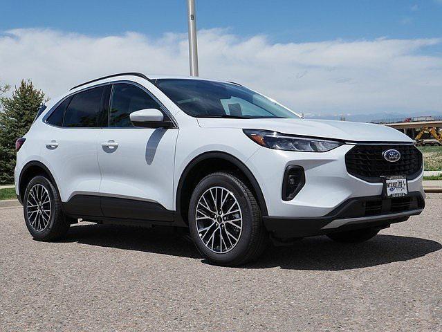 new 2025 Ford Escape PHEV car, priced at $33,672