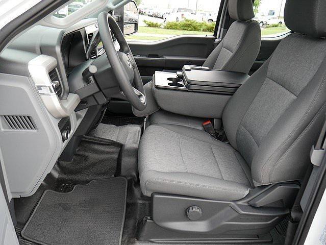 new 2025 Ford F-250 car, priced at $53,833