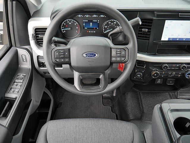 new 2025 Ford F-250 car, priced at $53,833