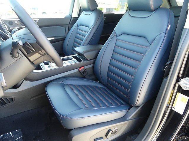used 2023 Ford Edge car, priced at $32,988