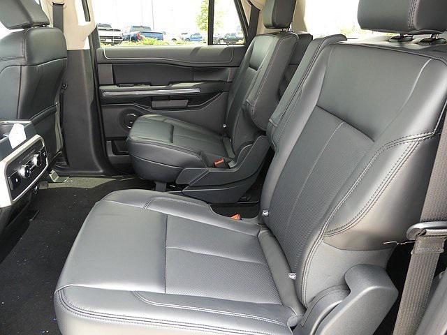 new 2024 Ford Expedition car, priced at $68,599