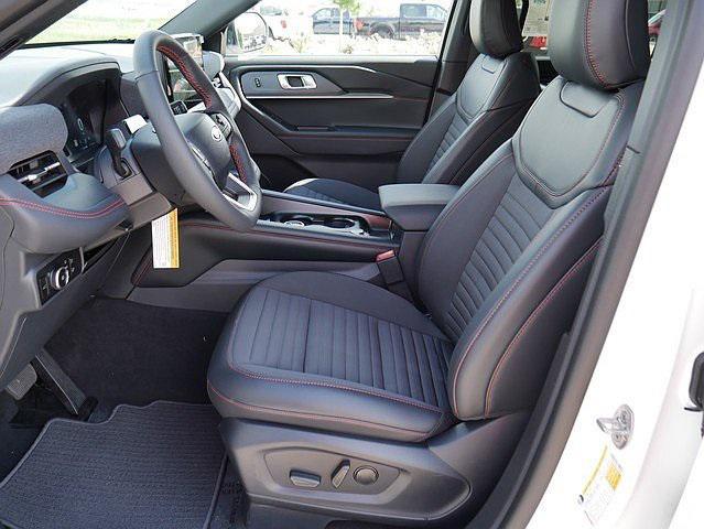 new 2025 Ford Explorer car, priced at $49,476