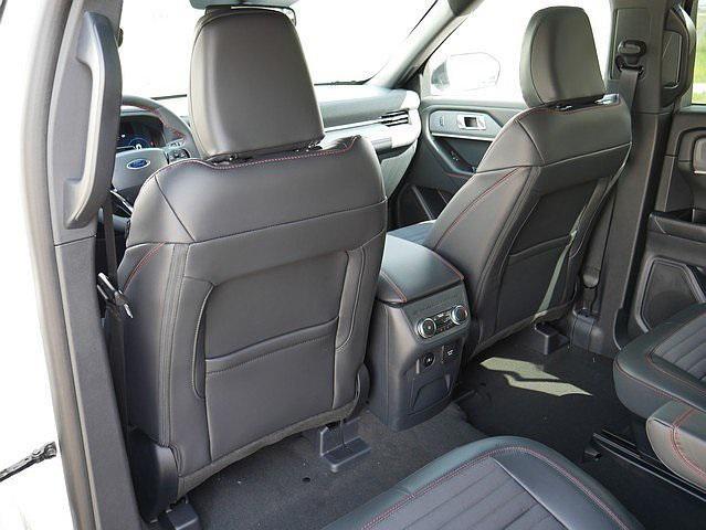 new 2025 Ford Explorer car, priced at $49,476