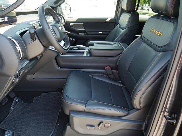 new 2025 Ford Expedition car, priced at $84,422