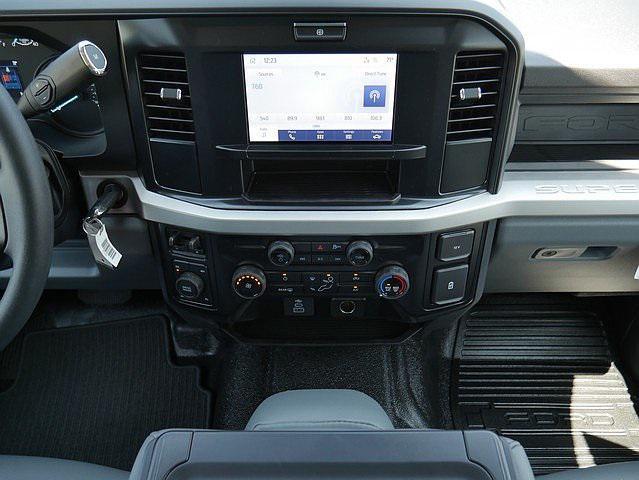 new 2025 Ford F-350 car, priced at $67,600