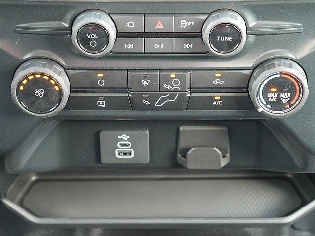 new 2025 Ford F-150 car, priced at $44,813