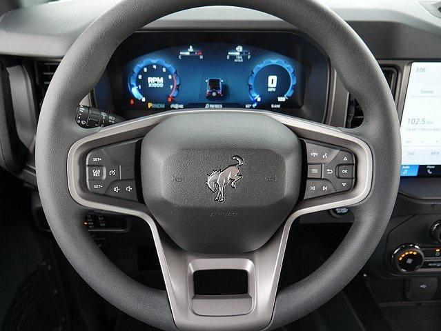new 2025 Ford Bronco car, priced at $46,031