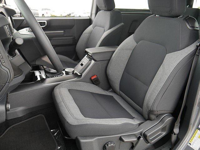 new 2025 Ford Bronco car, priced at $46,031