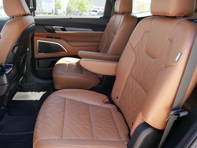used 2024 Kia Telluride car, priced at $42,988