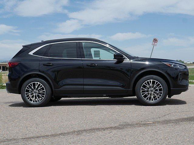 new 2025 Ford Escape PHEV car, priced at $37,294
