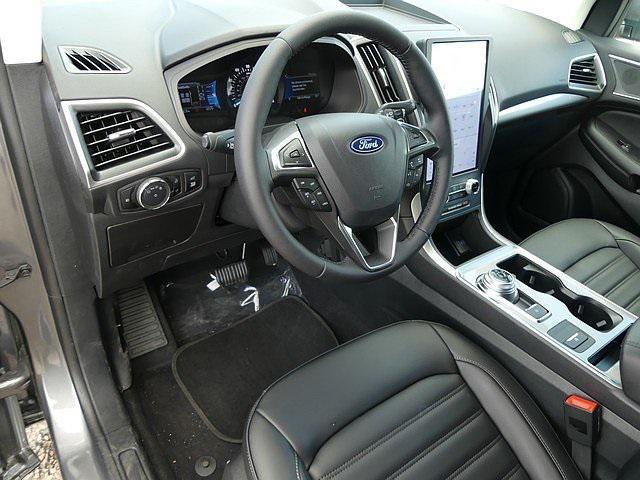 new 2024 Ford Edge car, priced at $36,654