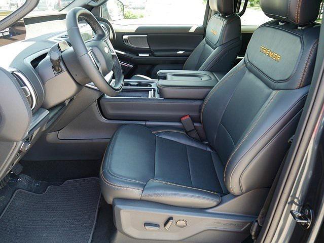 new 2025 Ford Expedition car, priced at $83,608