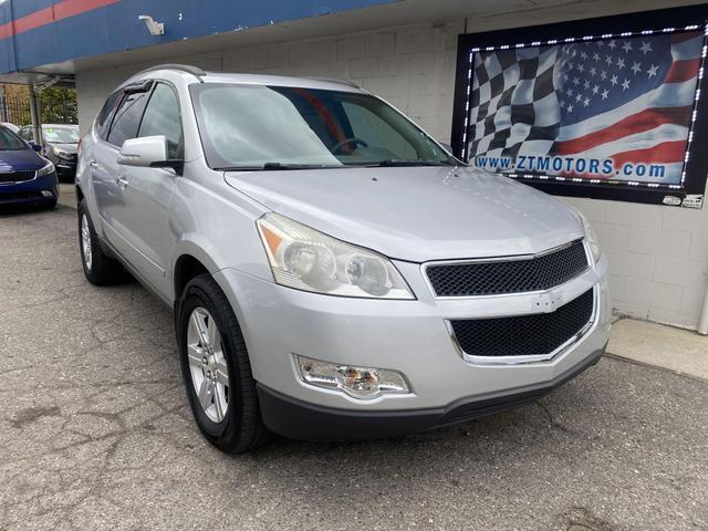 used 2011 Chevrolet Traverse car, priced at $6,300