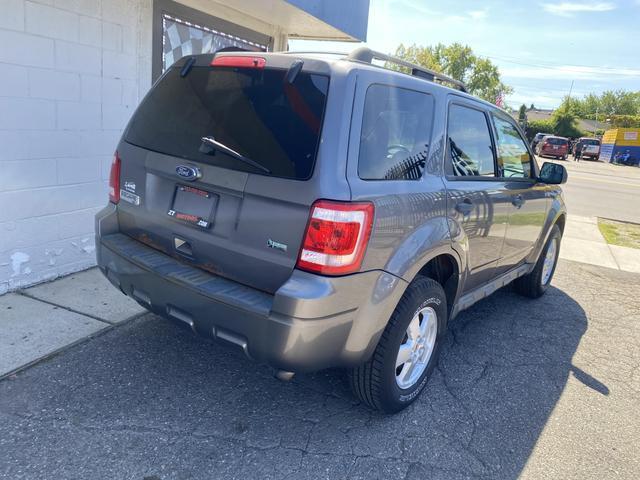 used 2010 Ford Escape car, priced at $5,000