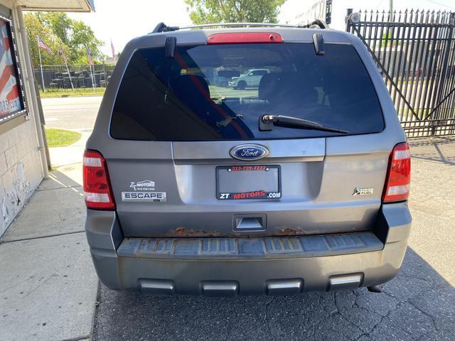 used 2010 Ford Escape car, priced at $5,000