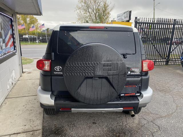 used 2010 Toyota FJ Cruiser car, priced at $15,900