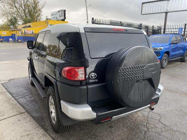 used 2010 Toyota FJ Cruiser car, priced at $15,900