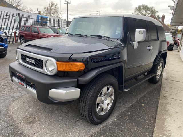 used 2010 Toyota FJ Cruiser car, priced at $15,900