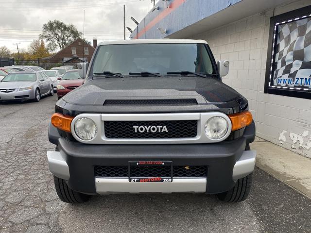 used 2010 Toyota FJ Cruiser car, priced at $15,900