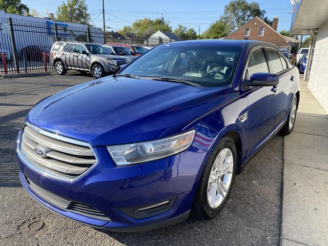 used 2014 Ford Taurus car, priced at $6,900