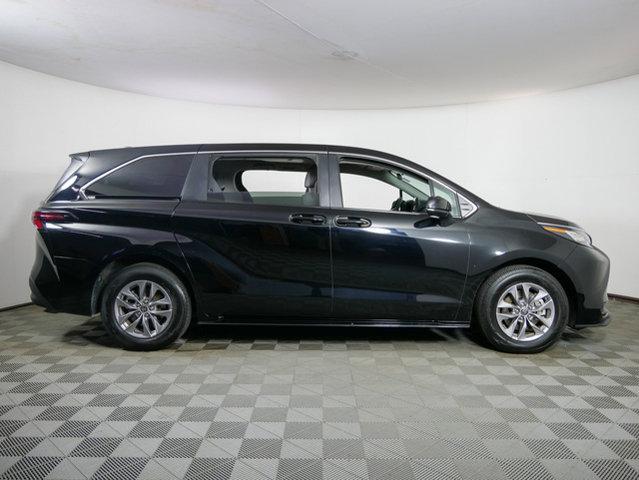 used 2023 Toyota Sienna car, priced at $40,395