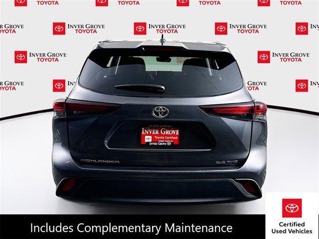 used 2024 Toyota Highlander car, priced at $42,995