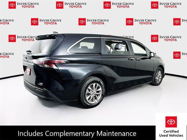 used 2023 Toyota Sienna car, priced at $39,995