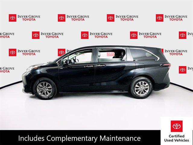 used 2023 Toyota Sienna car, priced at $39,995