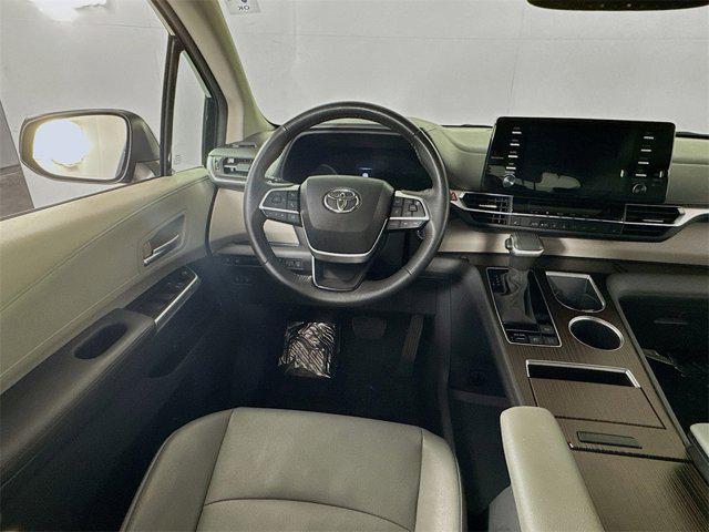 used 2023 Toyota Sienna car, priced at $39,995