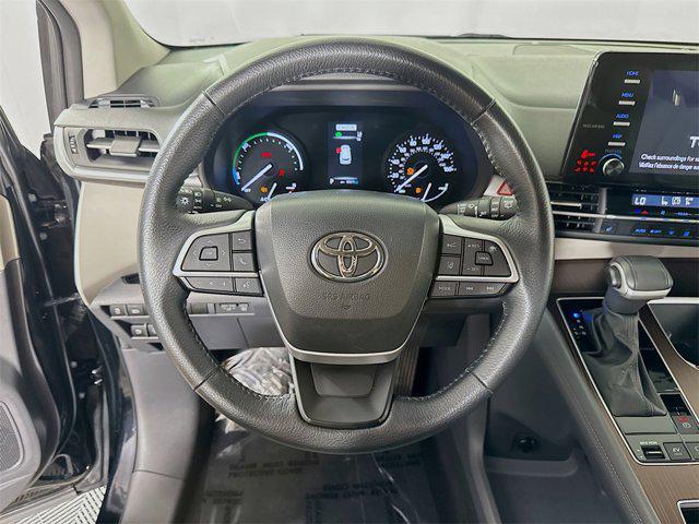 used 2023 Toyota Sienna car, priced at $39,995