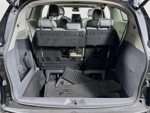 used 2023 Toyota Sienna car, priced at $39,995