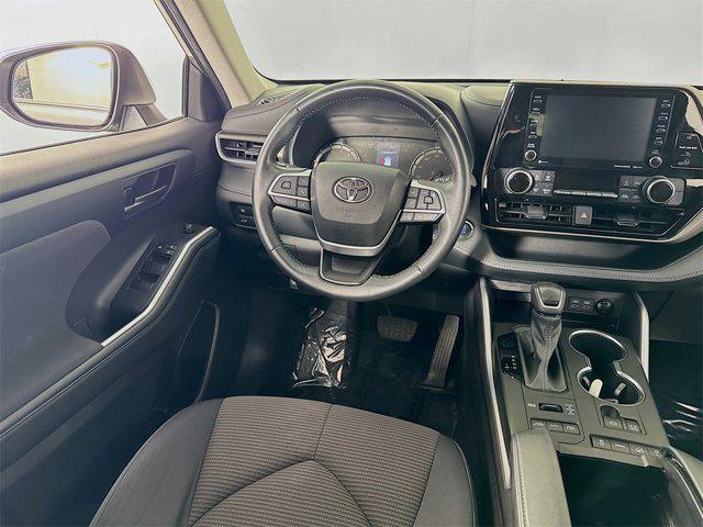 used 2022 Toyota Highlander car, priced at $36,595