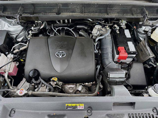 used 2022 Toyota Highlander car, priced at $36,595