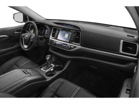 used 2019 Toyota Highlander car, priced at $28,995