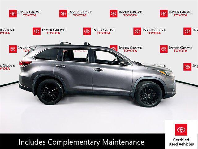 used 2019 Toyota Highlander car, priced at $27,995