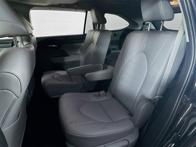 used 2022 Toyota Highlander Hybrid car, priced at $46,595