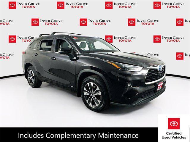 used 2022 Toyota Highlander Hybrid car, priced at $46,595