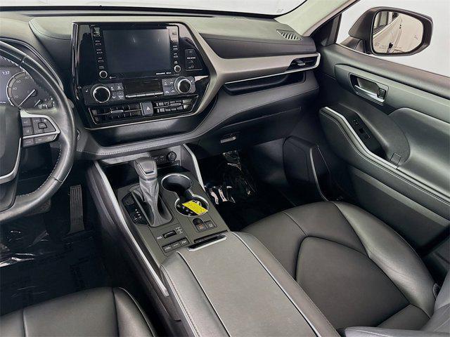 used 2022 Toyota Highlander car, priced at $37,695
