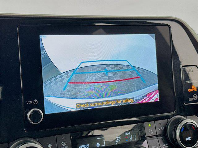 used 2023 Toyota Highlander car, priced at $37,895