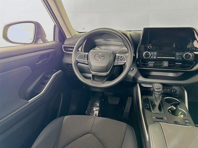 used 2023 Toyota Highlander car, priced at $36,995