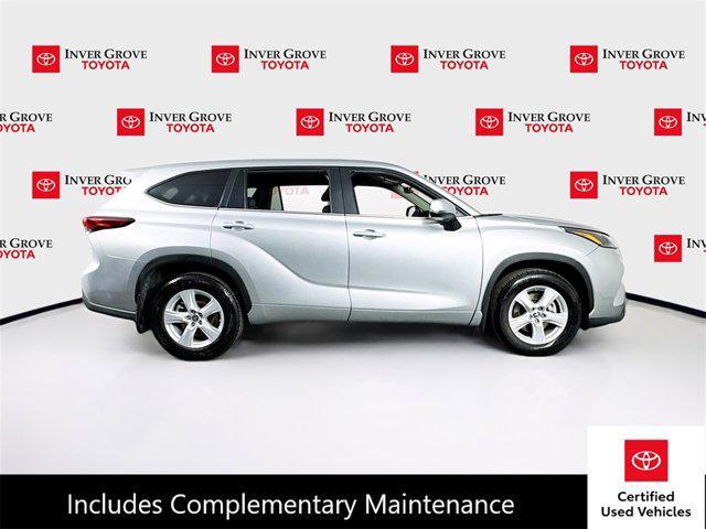 used 2023 Toyota Highlander car, priced at $37,895