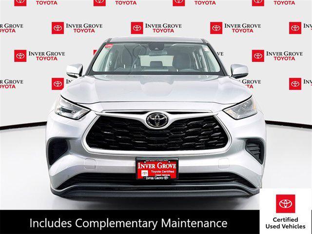 used 2023 Toyota Highlander car, priced at $37,895