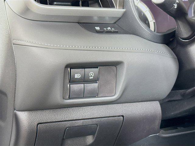 used 2023 Toyota Highlander car, priced at $36,995