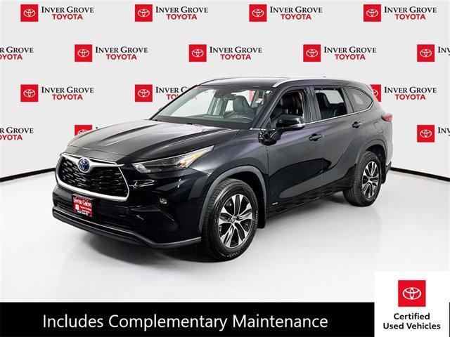 used 2022 Toyota Highlander Hybrid car, priced at $42,995